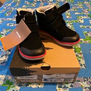 Girls BOGS boots, Brand New in Box, cute for this winter🍁❄️🌨